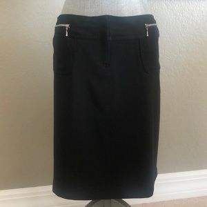 Black Skirt - Size 9 - Nice clean lines.